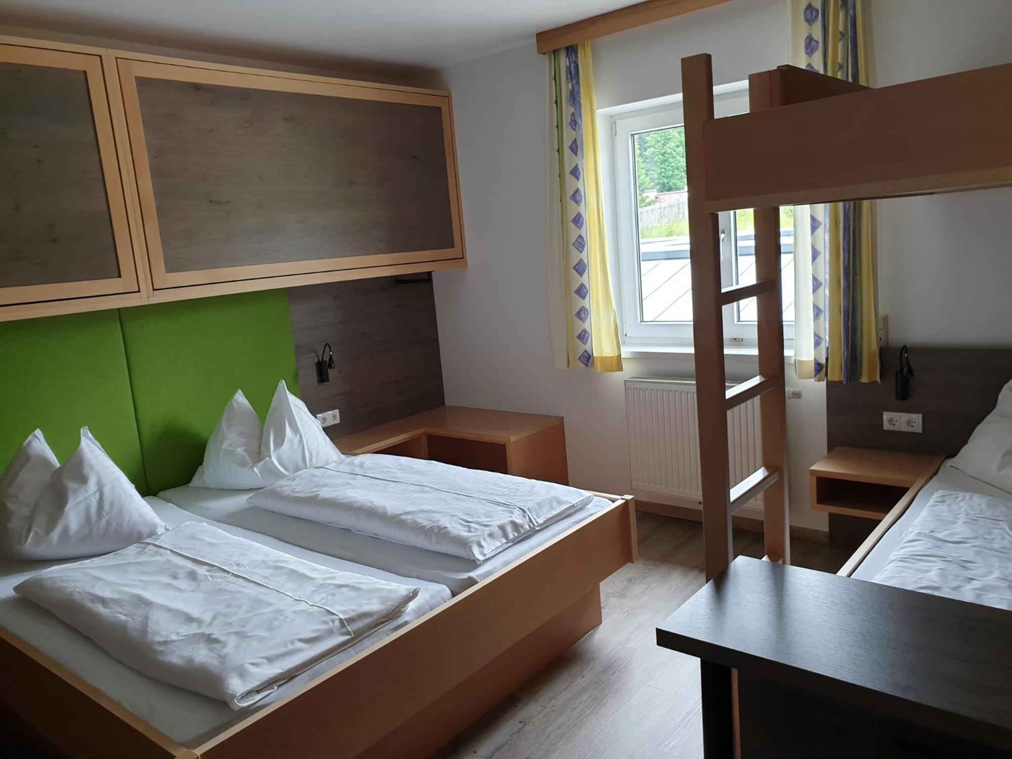 Hanneshof Flachau Room photo