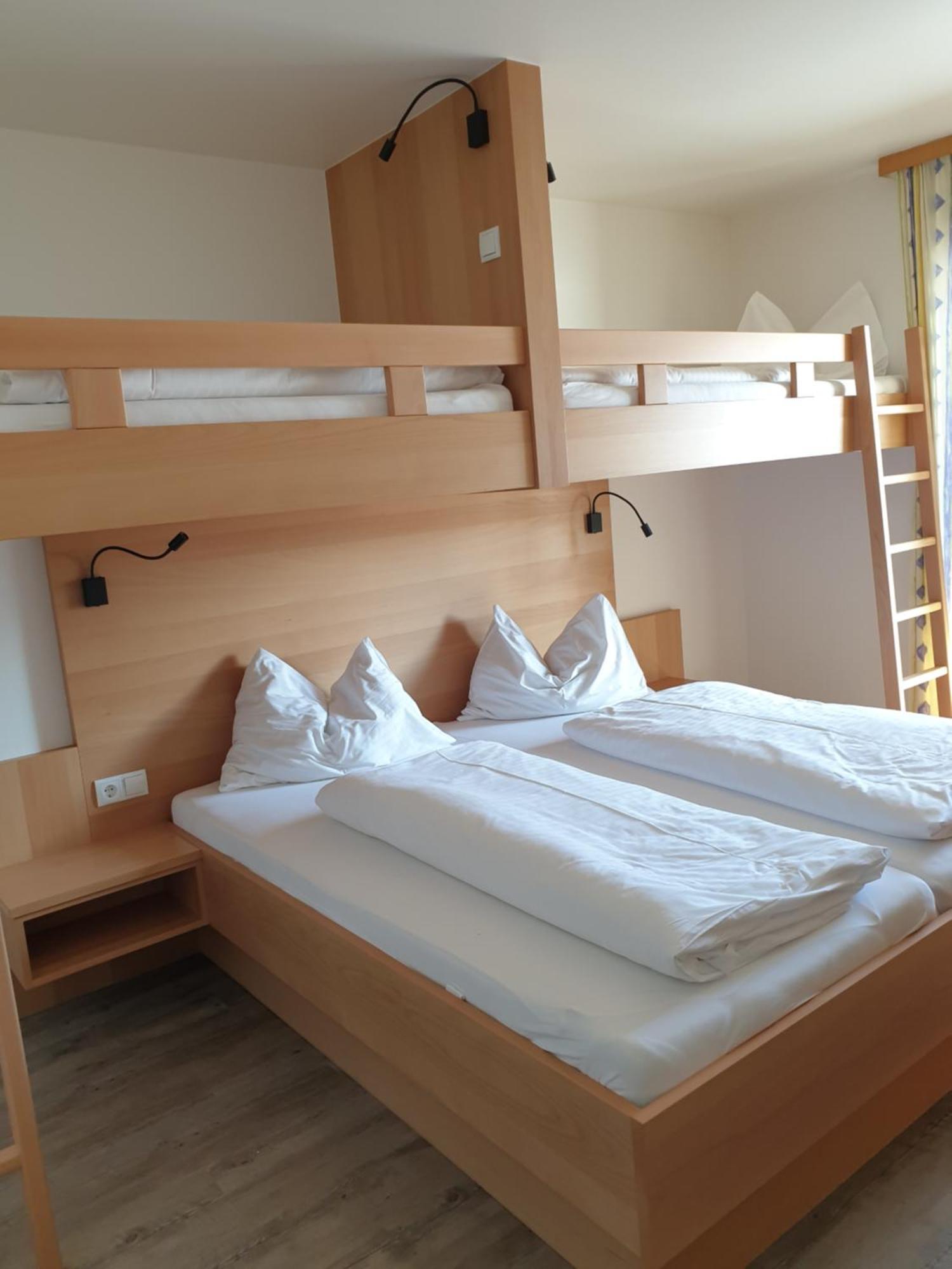 Hanneshof Flachau Room photo